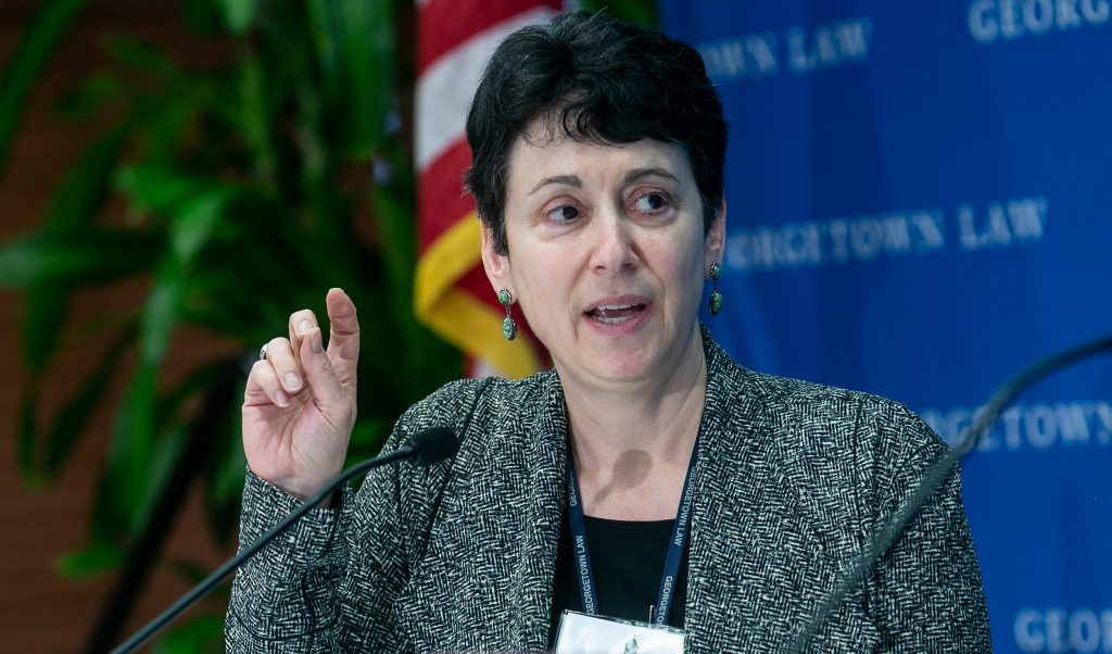 Lộn trái quyền riêng tư: Một cách tiếp cận hiệu quả hơn?