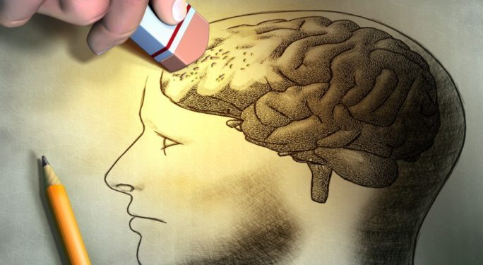 Phút chốc quên quên nhớ nhớ có thể là dấu hiệu của chứng sa sút trí tuệ
