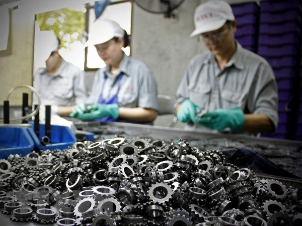 Liên kết giữa doanh nghiệp: Nút thắt ngành công nghiệp hỗ trợ Việt Nam