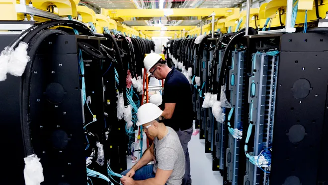 Học máy khám phá những câu hỏi khoa học vật liệu và giải quyết những bài toán khó