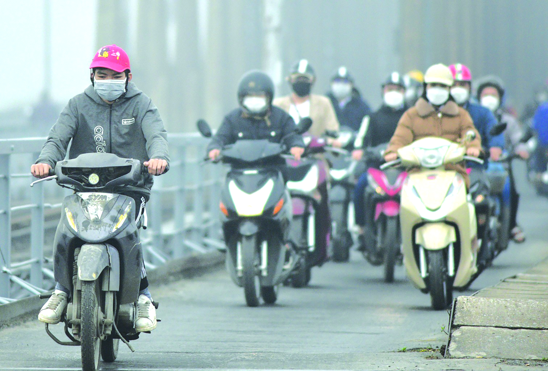 Mùa đông Hà Nội: 40% bụi PM2.5 từ nguồn địa phương