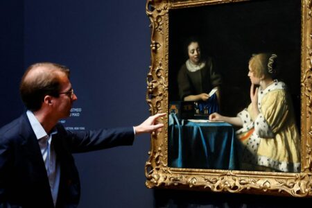 2023-02-07t101648z1469693754rc2l5z9mcapqrtrmadp3art-netherlands-vermeerjpg-1188791-1675768862-scaled