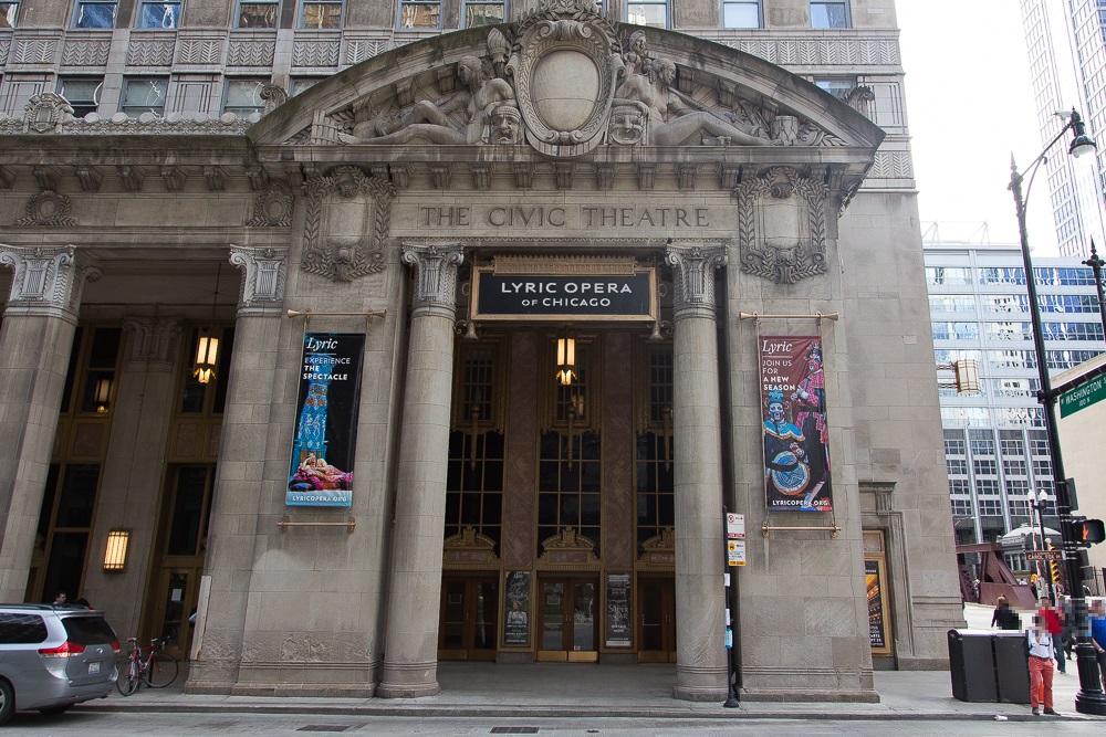 Áo công nghệ giúp người khiếm thính cảm nhận âm nhạc