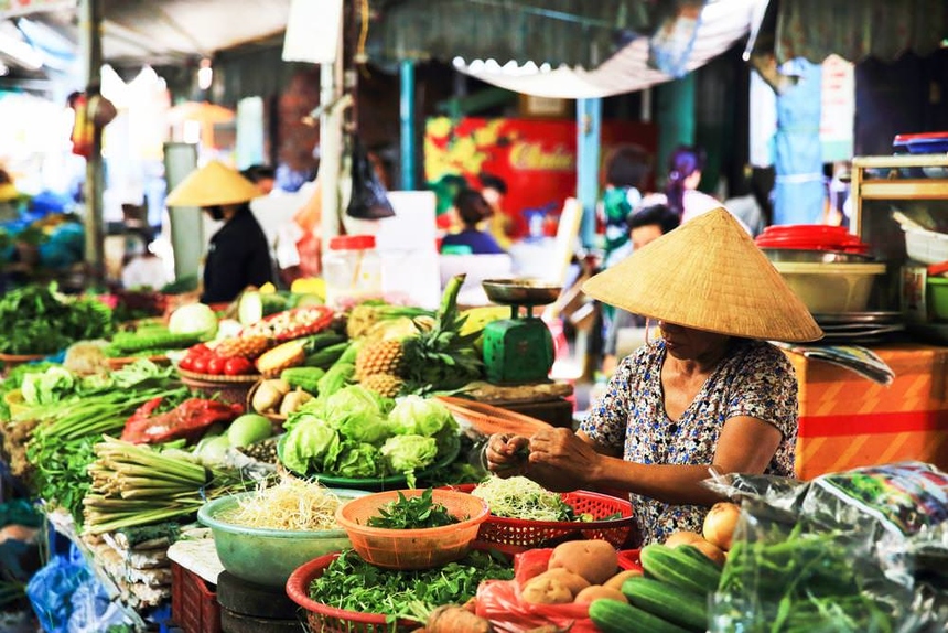 Cần cải thiện điều kiện vệ sinh và an toàn thực phẩm ở chợ truyền thống 