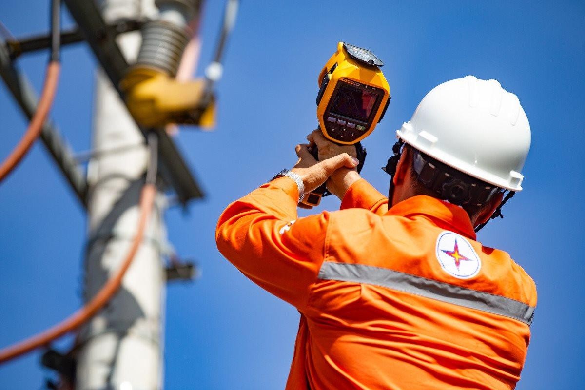 Giá điện hai thành phần: Watts cũng quan trọng như Joules