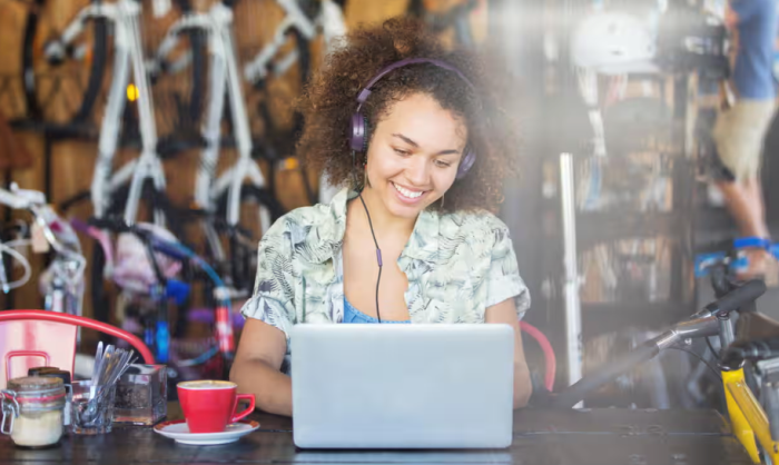 Sử dụng Internet liên quan đến việc trở nên hạnh phúc hơn