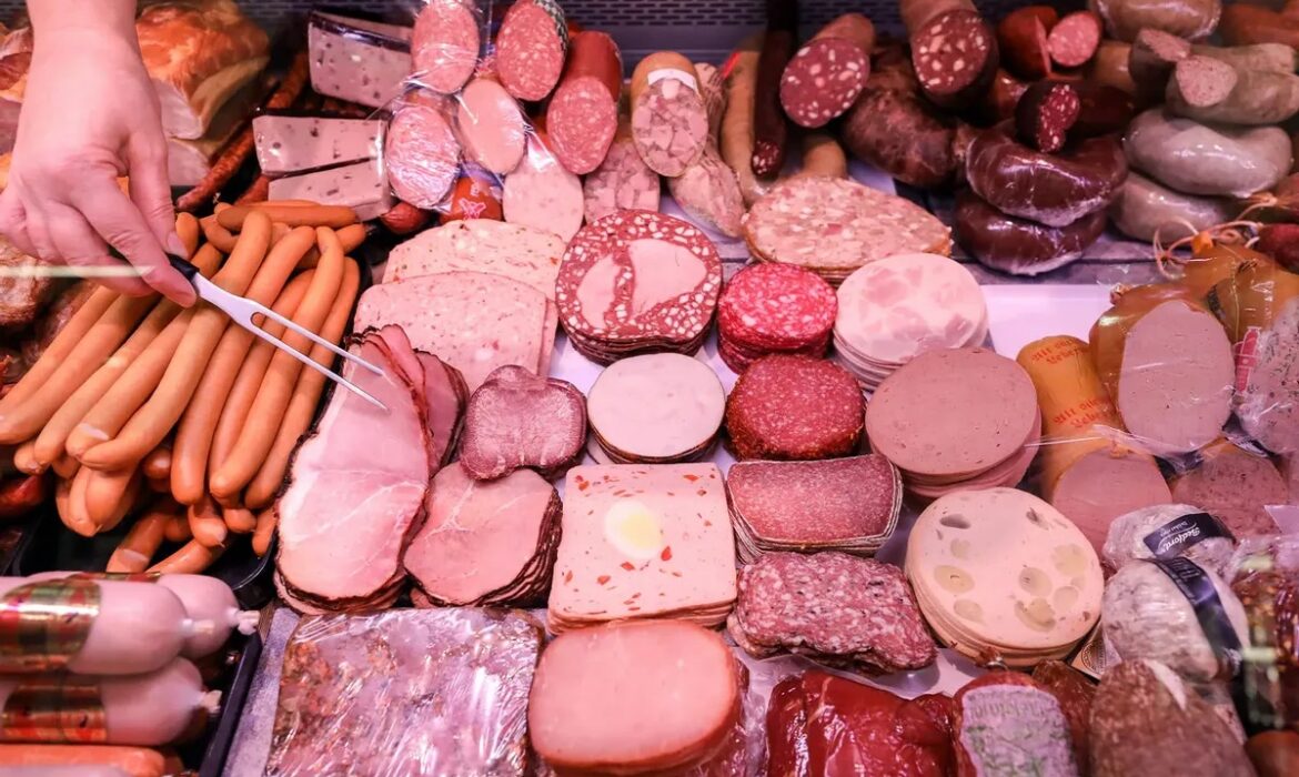 Ăn nhiều thịt đỏ làm tăng nguy cơ mất trí nhớ và suy giảm nhận thức 