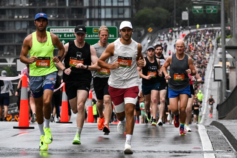 Người chạy marathon lấy chất bọc tế bào não để tiếp nhiên liệu cho cuộc đua