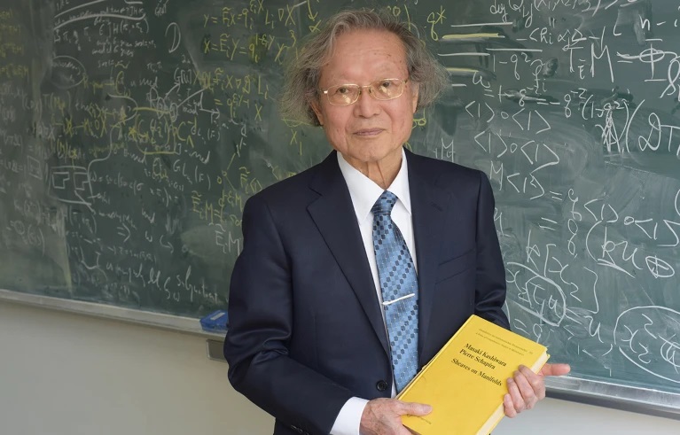 Nhà toán học tái định hình lý thuyết đối xứng giành giải Abel