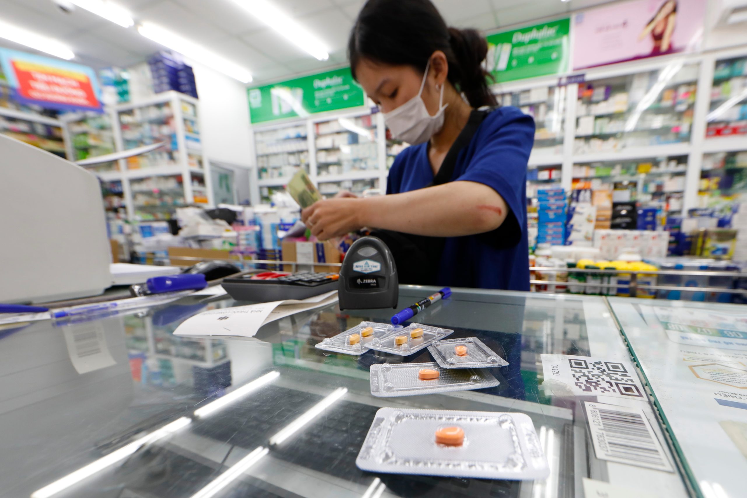 Đánh giá hiểu biết và quan điểm về kháng kháng sinh của công chúng 