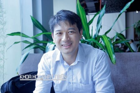 TS. Trần Đình Phong: Đường đi tới thành công không hẹn trước