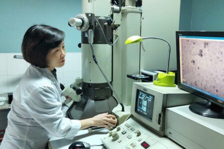 Đại dịch COVID-19: Góc nhìn từ vật lý và sinh học cấu trúc