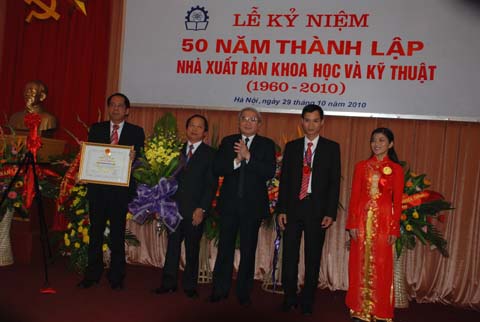 VinaREN: mạng kết nối nghiên cứu – đào tạo trong và ngoài nước