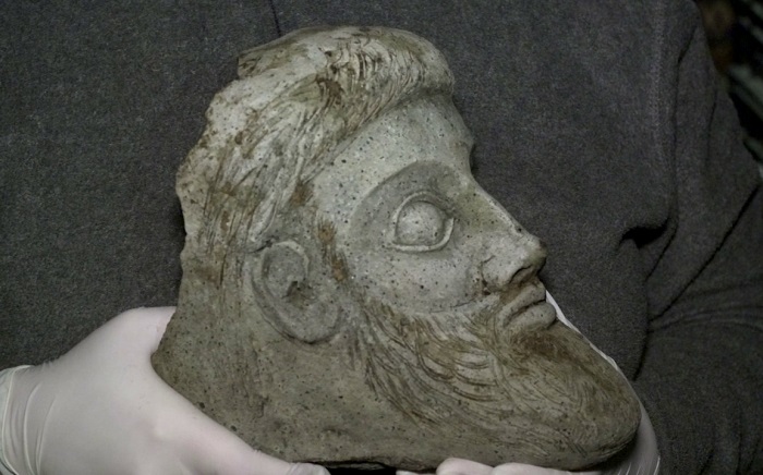 Dubna nghiên cứu đồ tạo tác tìm thấy ở eo biển Kerch