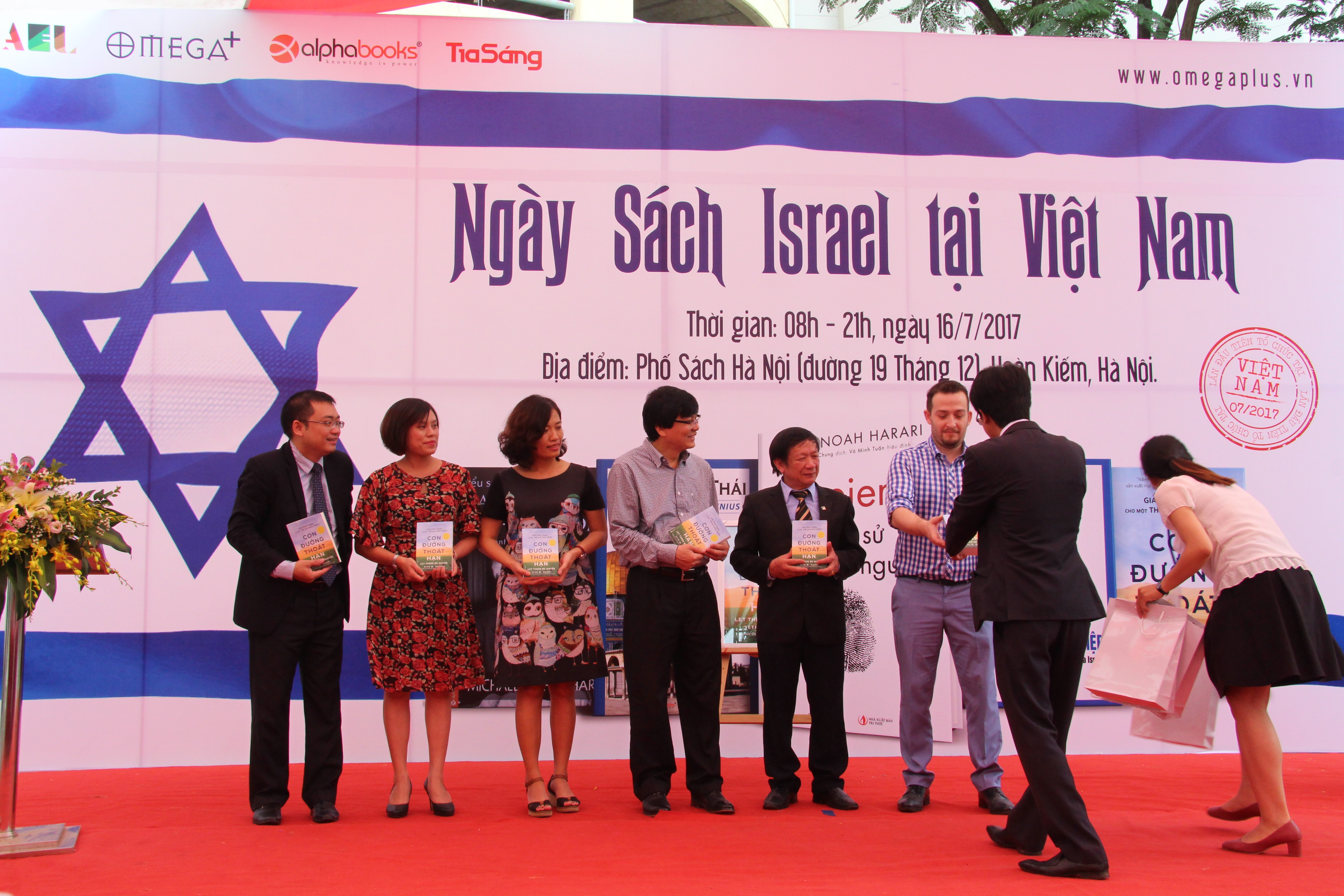 Ngày sách Israel: “Vén màn” trí tuệ Do Thái